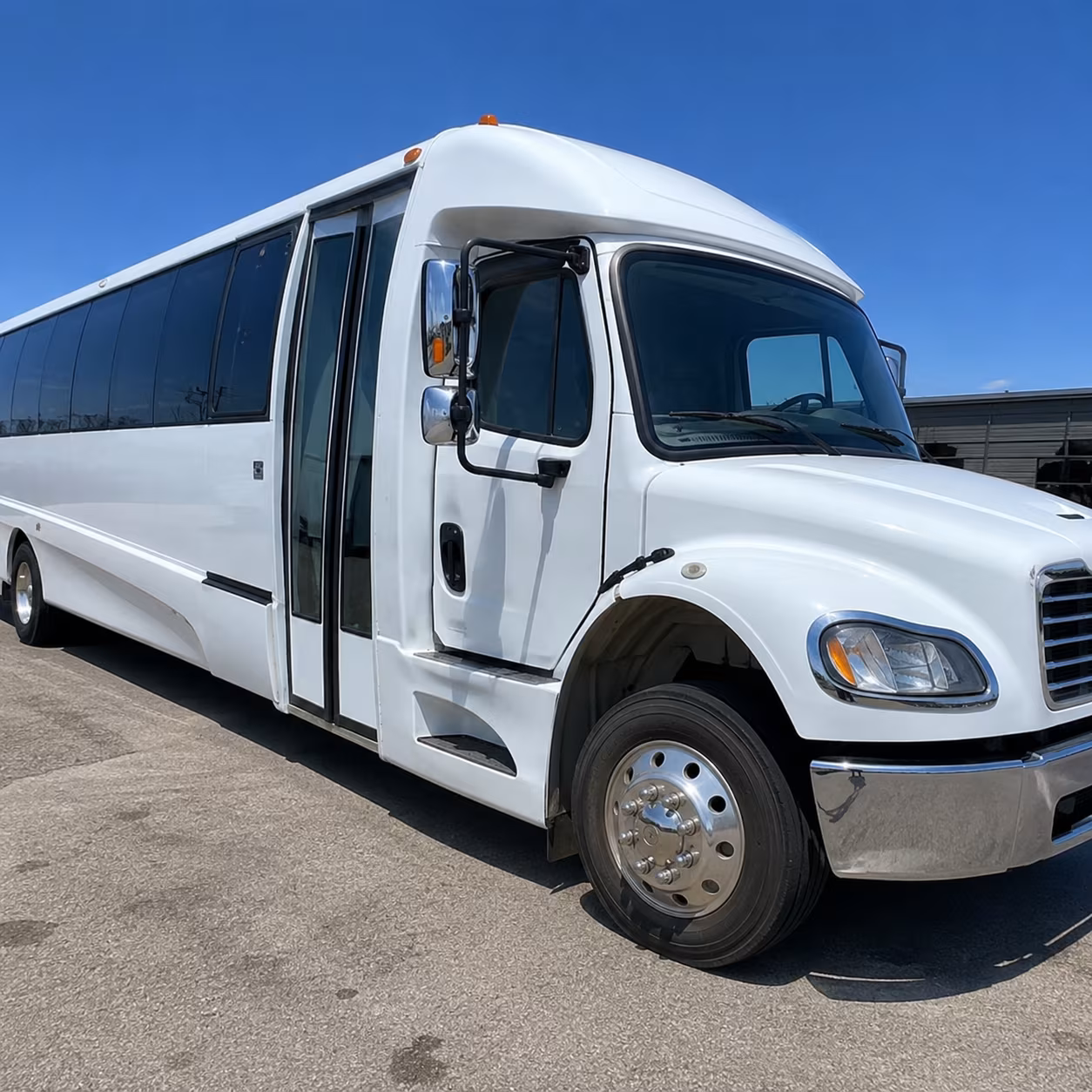 bus rentals for rangers games at globe life field