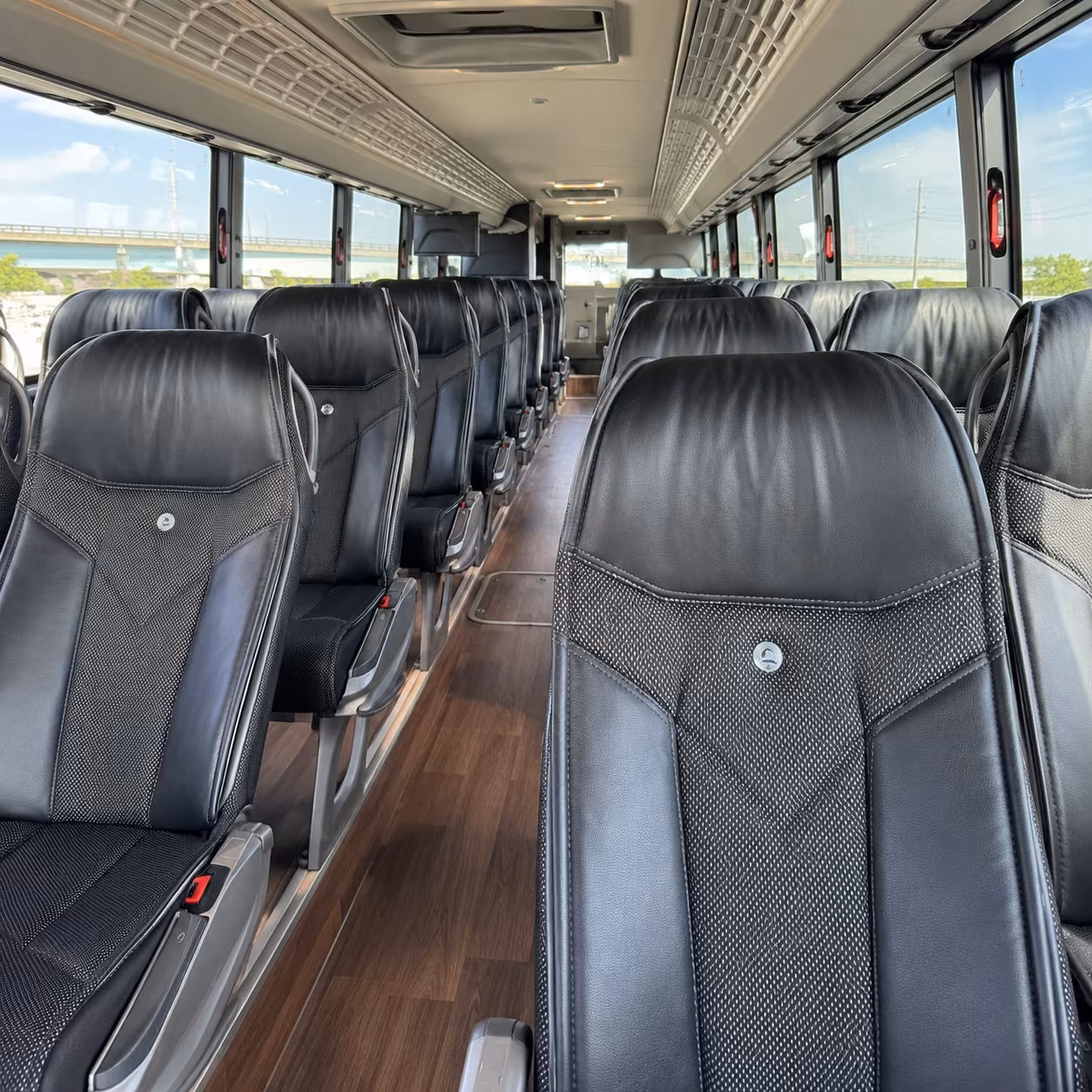 charter buses for arlington museum and science field trips