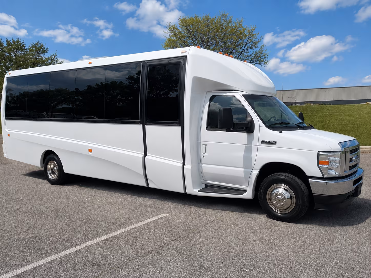corporate airport transfer buses between arlington and dfw