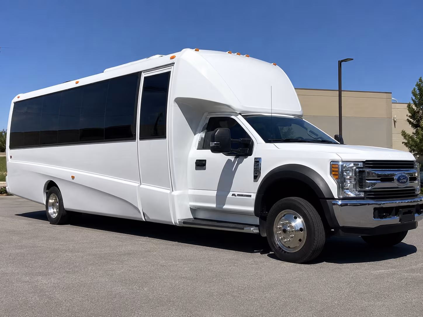 minibus rentals for small group wine tours around the dfw metroplex