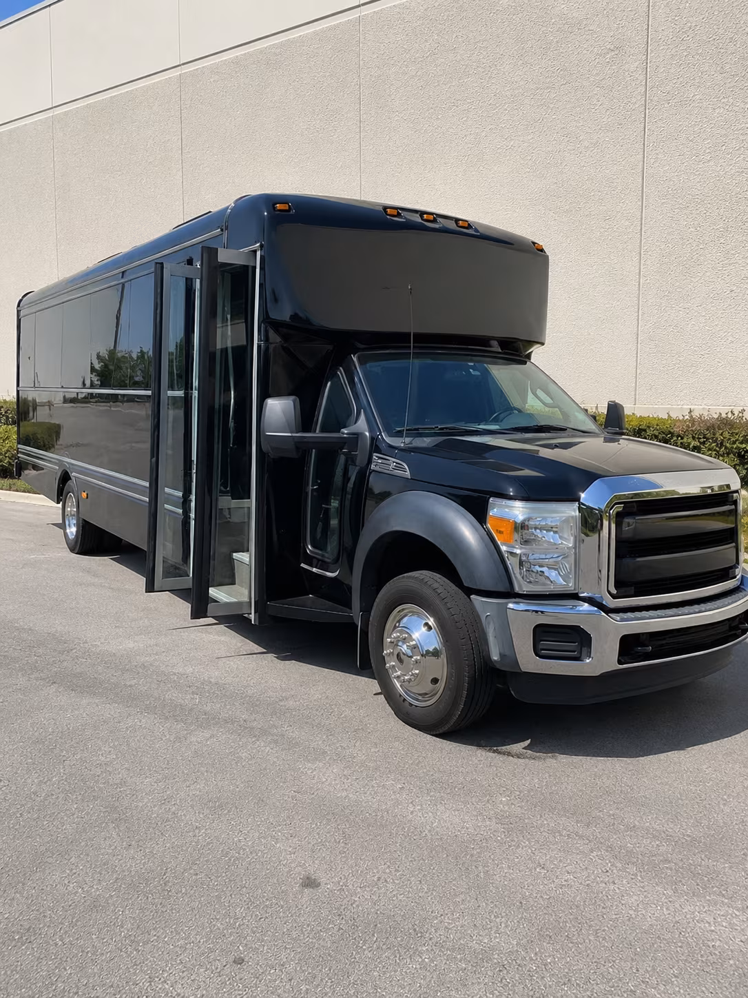 rent a party bus to grapevine s historic main street tasting rooms