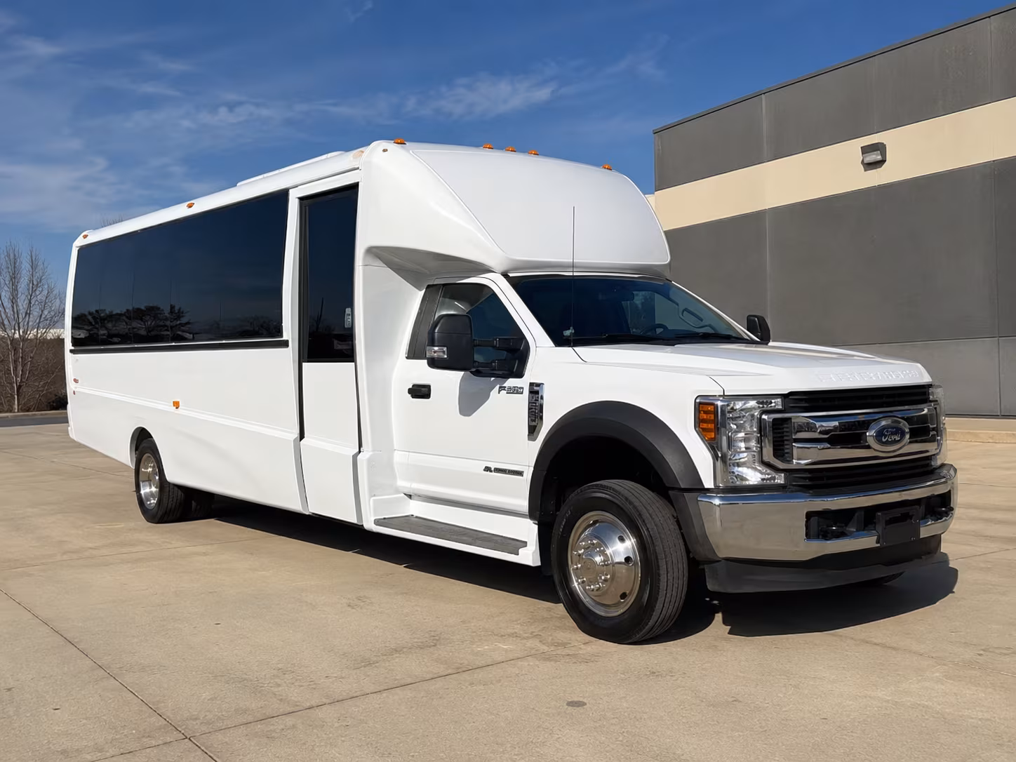 school field trip and group tour buses around arlington